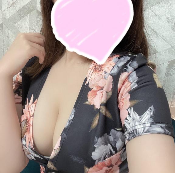 ありさ【業界未経験の巨乳美女★】
